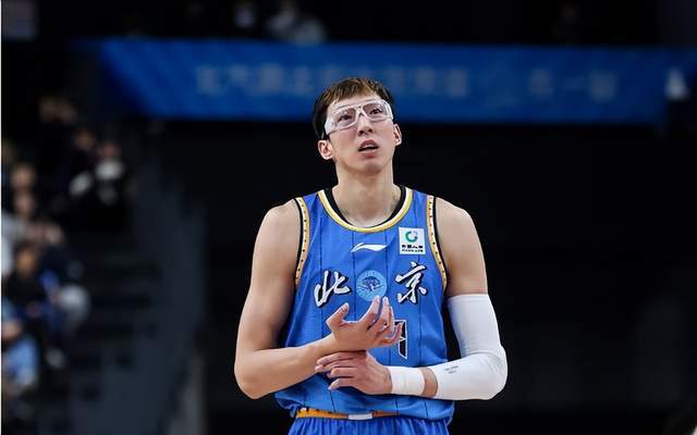 半岛APP-许利民与周琦的矛盾才是北京首钢最大问题，俱乐部或等待李楠复出